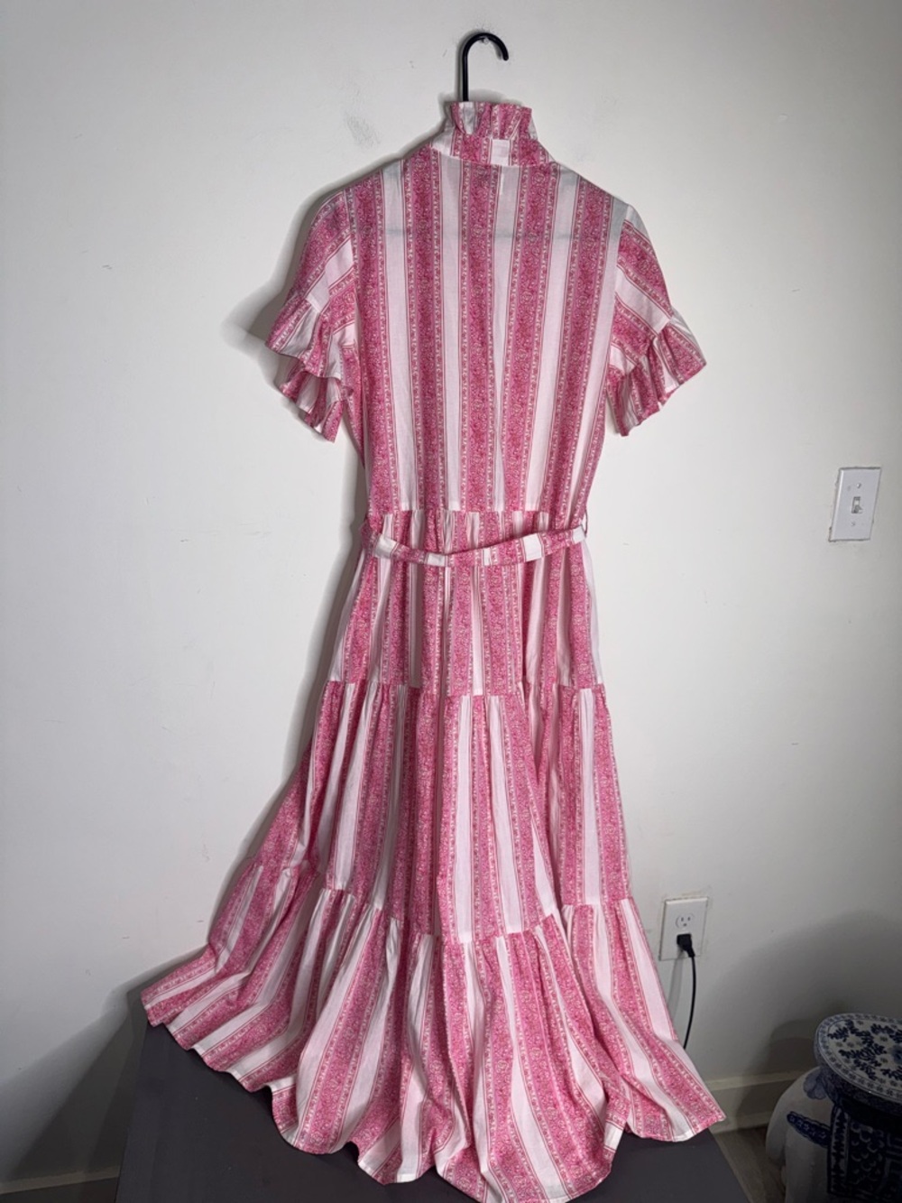 Mille Resort and Travel floral dress - Picture 3 of 9